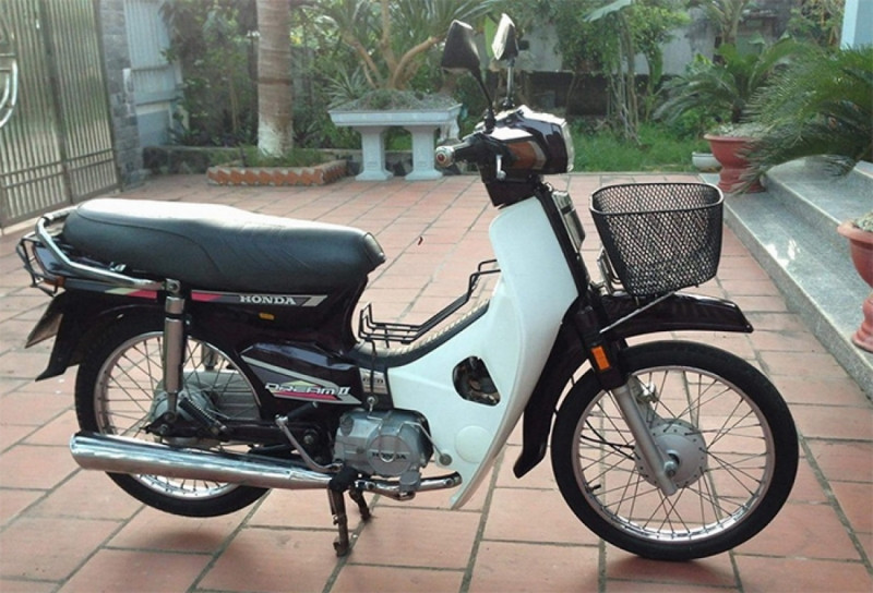 Honda Dream là một trong những dòng xe máy cũ giá rẻ được ưa chuộng nhất tại Việt Nam