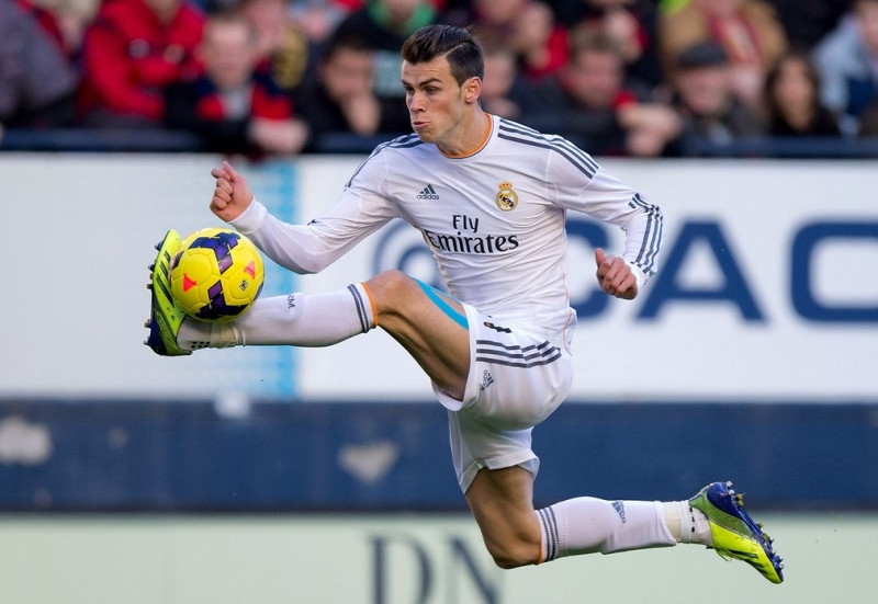 Gareth Bale: Tottenham Hotspur sang Real Madrid, 2013 giá 86 triệu bảng Anh