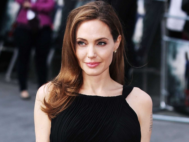 Nữ diễn viên Angelina Jolie