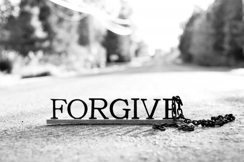 Học cách tha thứ và quên đi những hiềm khích