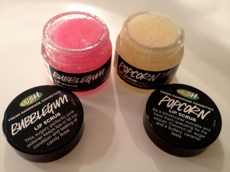 Lip Scrub của LUSH có tất cả 3 mùi gồm: Bubble Gum, Popcorn và Mint Julips (Ảnh: Internet)