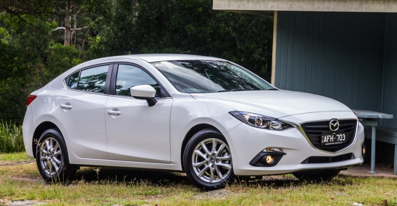 Mazda 3: 1186 xe