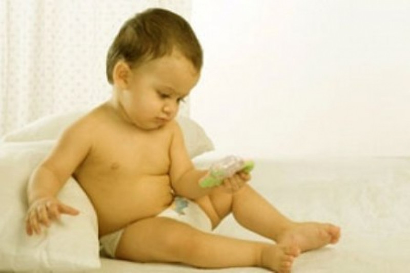 Vàng da sinh lý là bệnh lý phổ biến ở trẻ sơ sinh