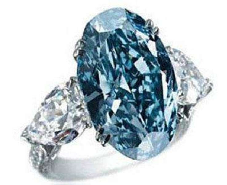 Nhẫn kim cương Chopard Blue – 16,26 triệu USD