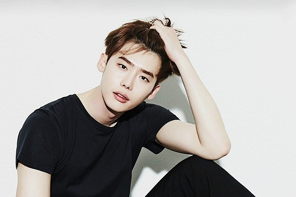 Lee Jong Suk