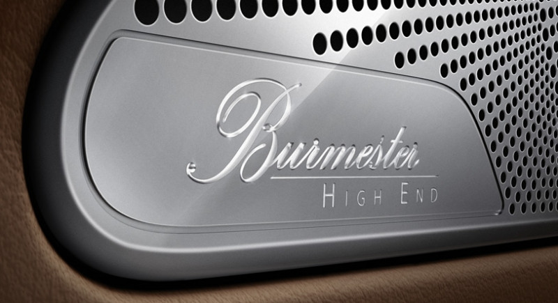 Hệ thống âm thanh Burmester cao cấp cho xe Mercedes S-Class: 6.400 USD