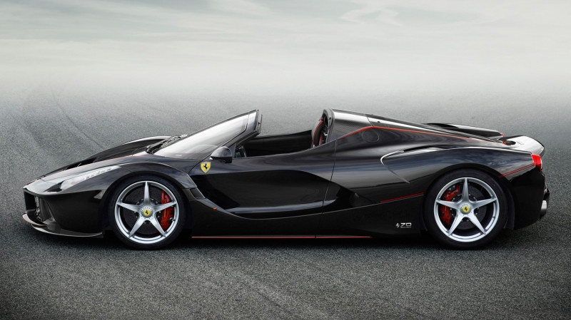 Ferrari LaFerrari Aperta mui trần