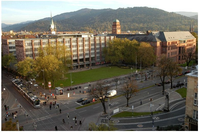 Campus chính của Đại học Freiburg