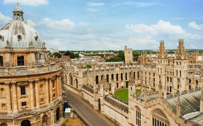 Khung cảnh trên cao Đại học Oxford