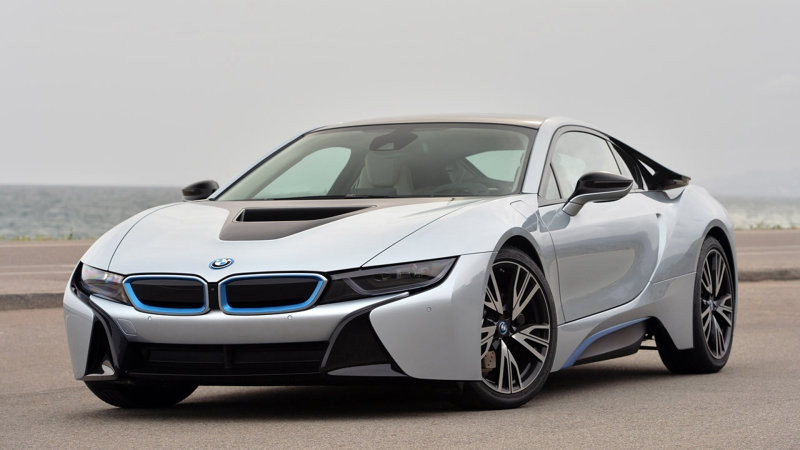 BMW i8 (139 nghìn USD - 3,1 tỷ đồng)