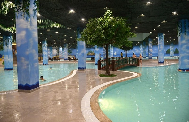 Bể bơi bốn mùa Times City miễn phí vé cho cư dân bên trong khu đô thị