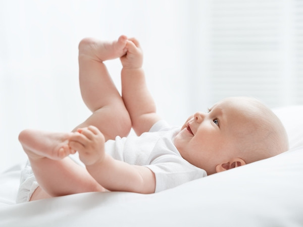 Thông thường trẻ sơ sinh thường đi tiểu tiện 10 - 20 lần/ngày