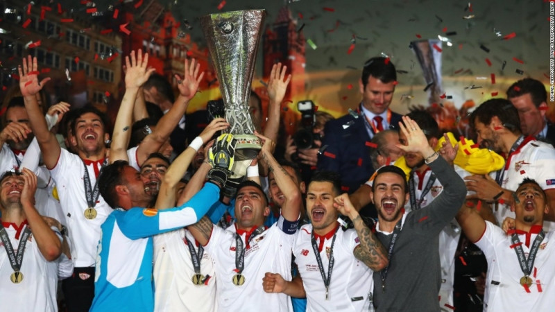 Sevilla lên ngôi năm 2016