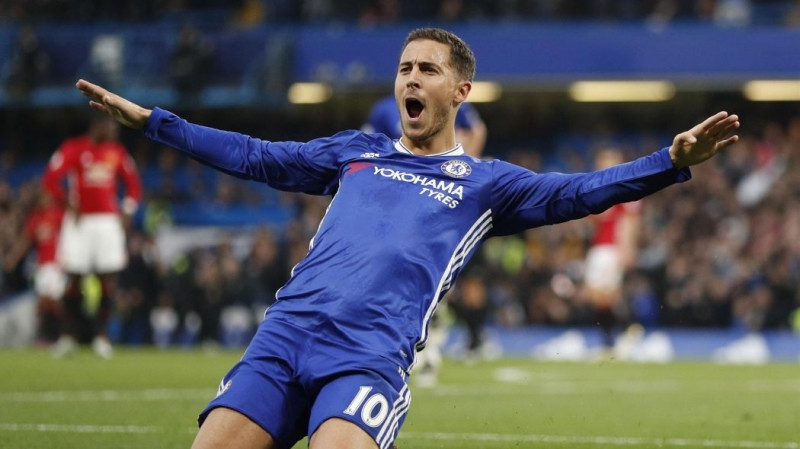 Hazard thi đấu cực hay trong sơ đồ 3-4-3 của Chelsea