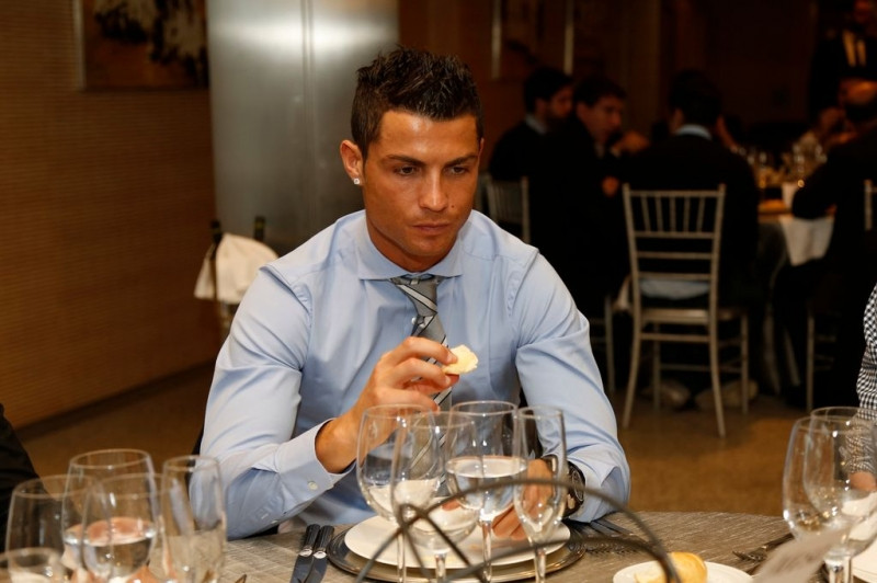 Ronaldo không bao giờ uống rượu vô bổ để duy trì phong độ đỉnh cao