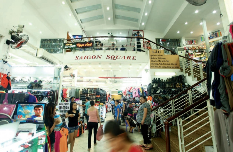 Con đường mua sắm chất nhất Sài Gòn – Cách Mạng Tháng 8