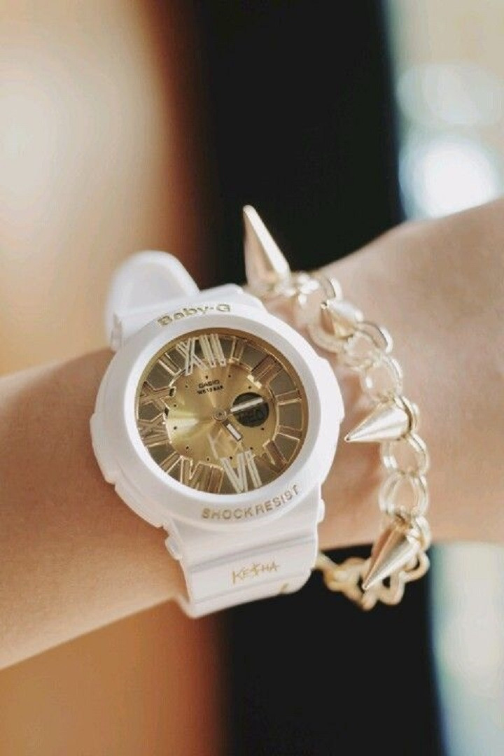 Đồng hồ Baby-G màu trắng