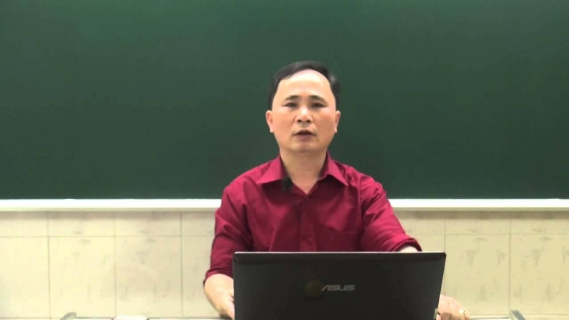 Thầy giáo Chu Văn Biên là giáo viên luyện thi trung học phổ thông quốc gia môn Vật lý nổi tiếng nhất hiện nay