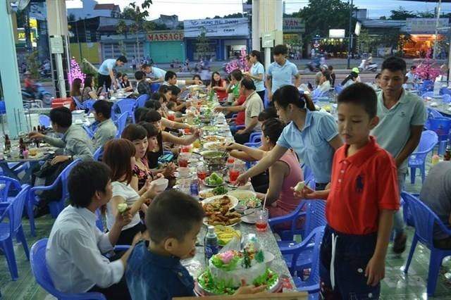 Không những bán hải sản mà Giang ghẹ còn là 1 trong những nhà hàng nổi tiếng o TP HCM