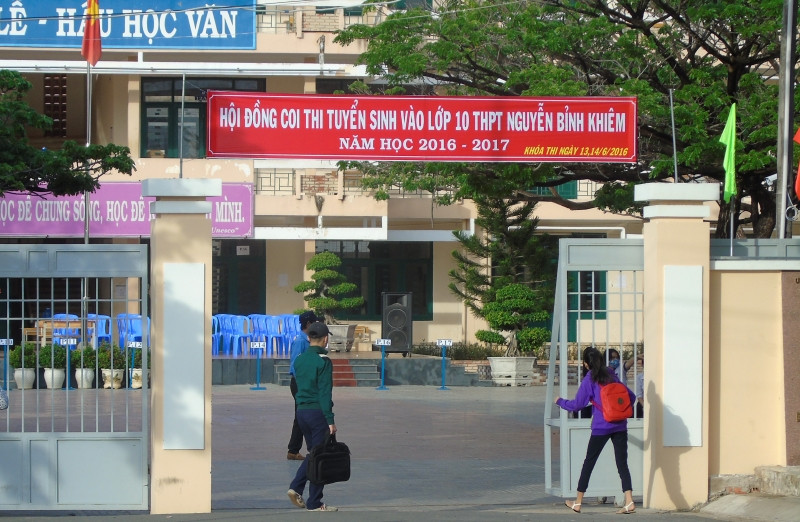 Trung tâm luyện thi đại học Nguyễn Bỉnh Khêm