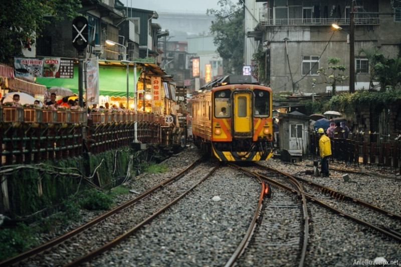 Đường ray Pingxi ở Shifen