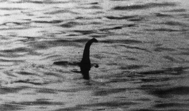 Bức ảnh cho thấy quái vật hồ Loch Ness