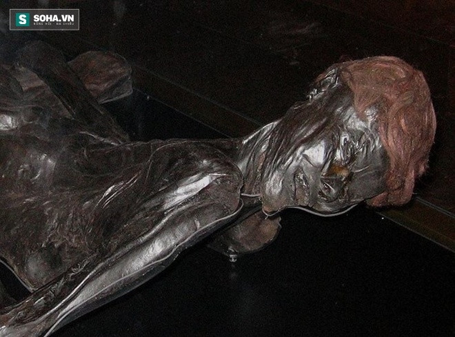 Xác ướp 2.300 tuổi được ướp xác 'hoàn hảo', vẫn giữ nguyên mái
