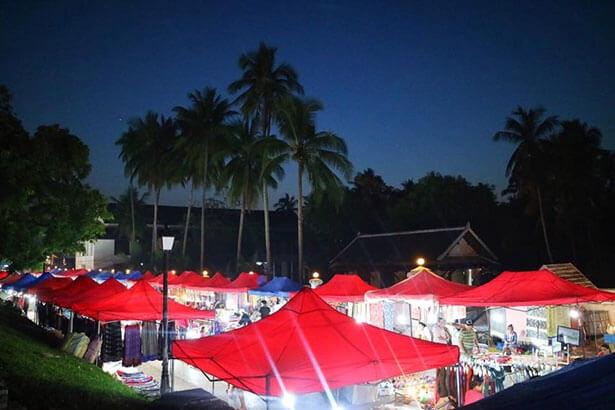 Chợ đêm Luang Prabang