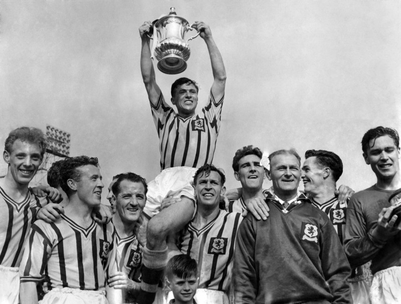 Lần gần nhất Aston Villa vô địch là năm 1957