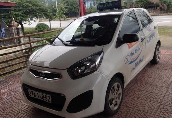 Taxi Vạn Xuân 4 chỗ tại Vinh