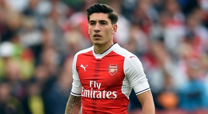 Bellerin thi đấu rất hay ở Arsenal