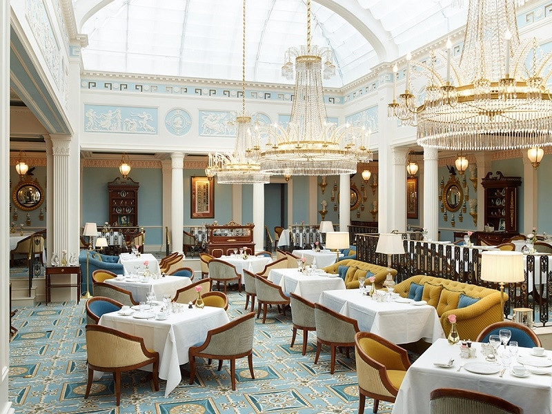 Khách sạn The Lanesborough London được đánh giá là khách sạn có phòng ăn mang vẻ đẹp tráng lệ