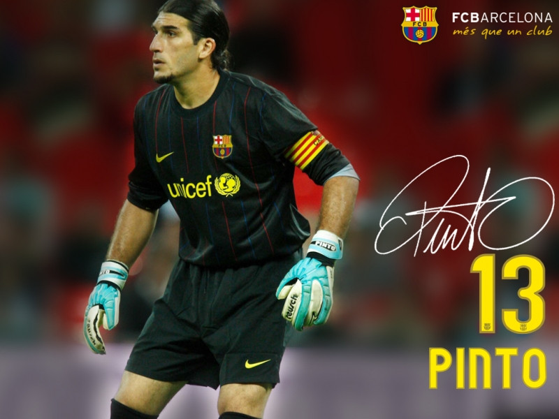 Cầu thủ đang giữ kỷ lục: José Manuel Pinto (38 tuổi, 6 tháng, 9 ngày)
