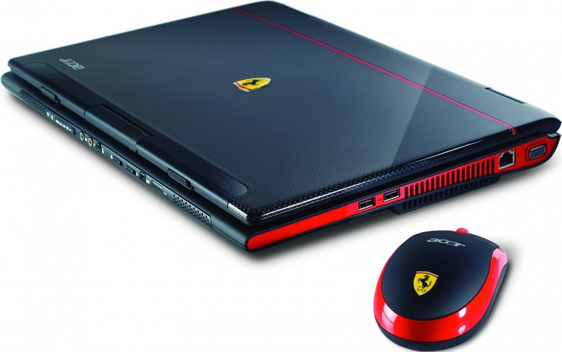 Acer Ferrari 1100 có giá 3.000 USD