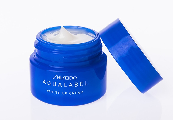 Kem dưỡng trắng da toàn thân Shiseido Aqualabel White up Cream màu xanh