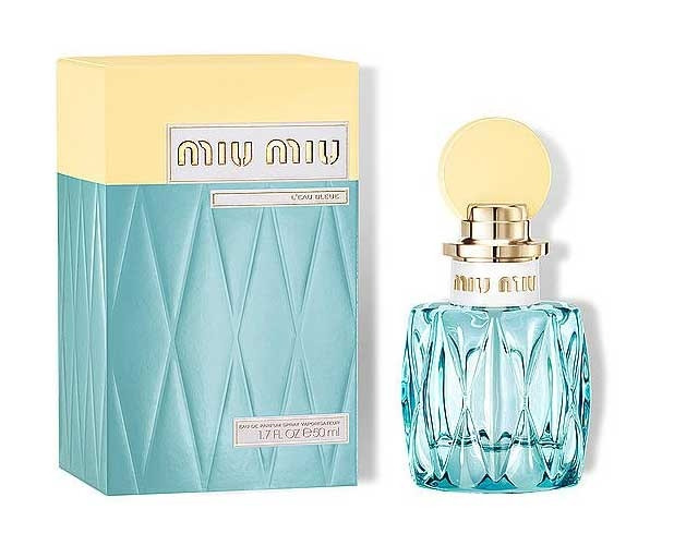 MIU MIU L'eau Bleue là nước cờ mới của MIU MIU dành cho những cô nàng mê đắm sự thanh tao, nhưng không hề cũ kĩ, mà mặc lấy hơi thở thanh lịch hiện đại.