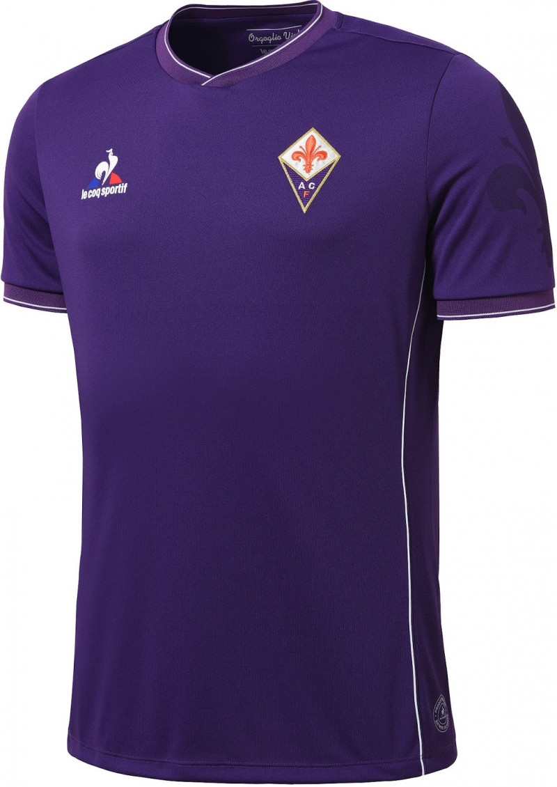 Màu tím là màu áo sân nhà của Fiorentina