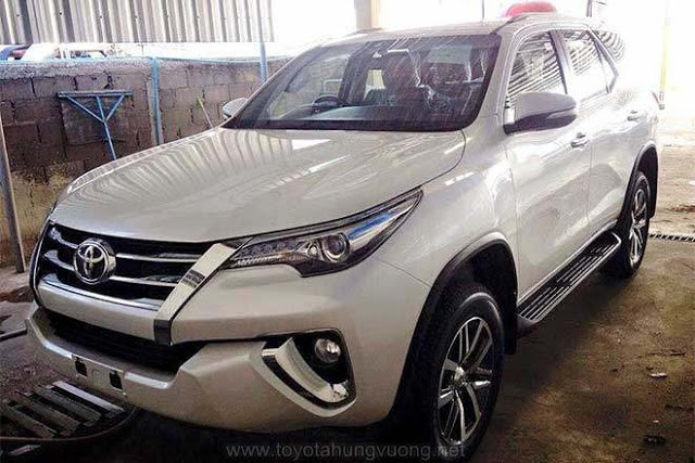 Fortuner 2017: lực lưỡng hơn, hiện đại hơn, trẻ trung hơn