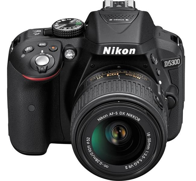 Máy ảnh Nikon D5300 cũng như D3400, máy được trang bị bộ xử lý ảnh EXPEED 4 thế hệ mới