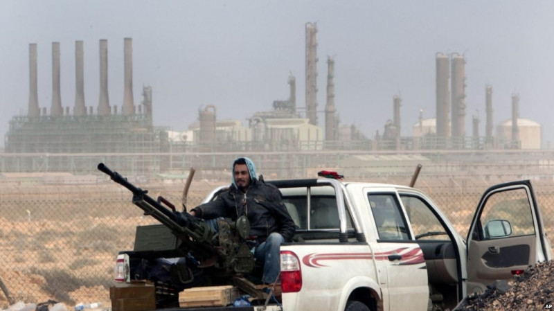 Chiến tranh đã làm ảnh hưởng rất lớn đến khai thác dầu mỏ của Libya.