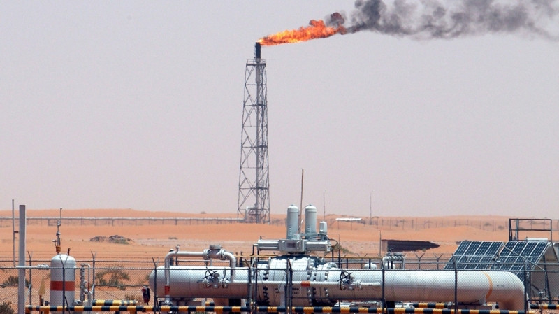 Là một nước xuất khẩu dầu mỏ, giá xăng dầu ở Algeria thường xuyên ở mức thấp.