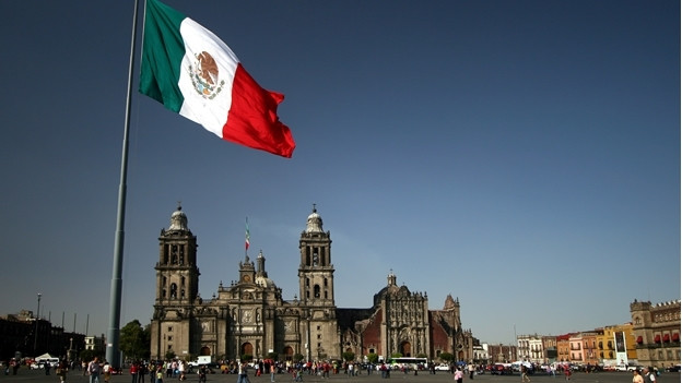 Mexico phát triển kinh tế chủ yếu nhờ vào nguồn tài nguyên phong phú