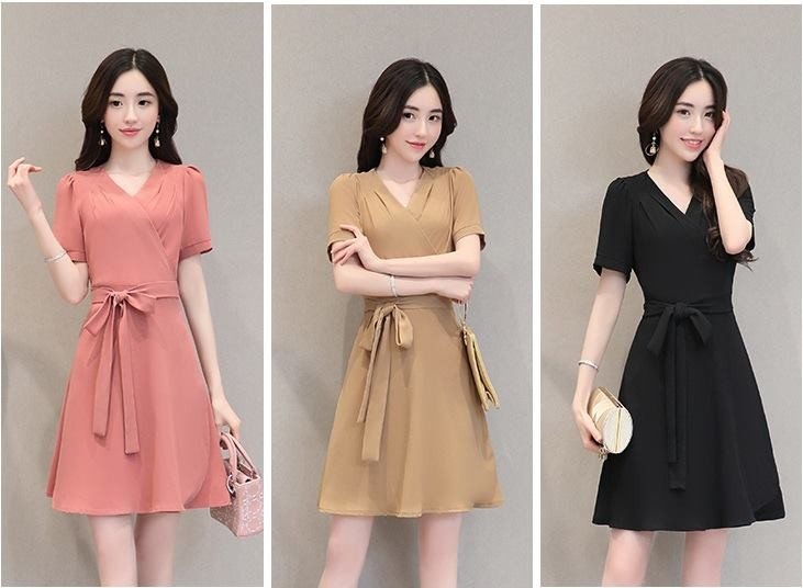 Váy công sở phong cách Hàn Quốc màu sắc trang nhã.