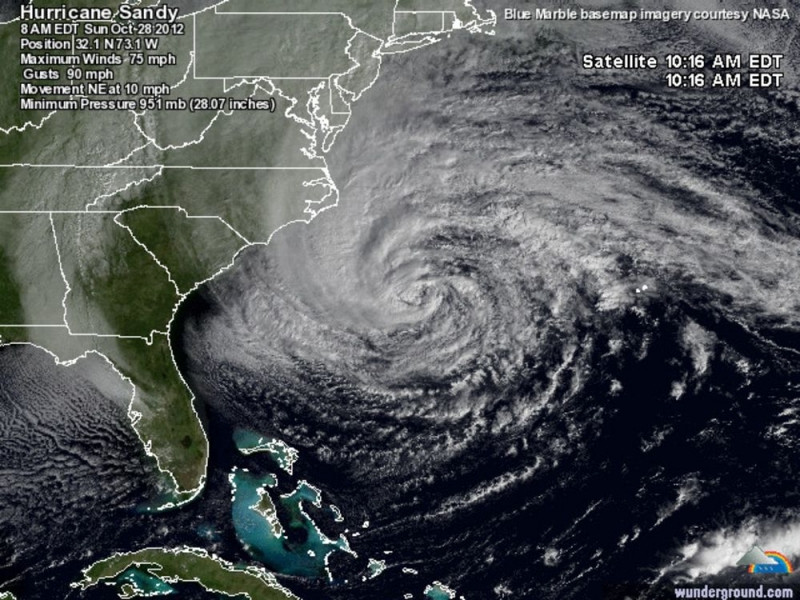 Hình ảnh siêu bão Sandy đổ bộ vào Mỹ.