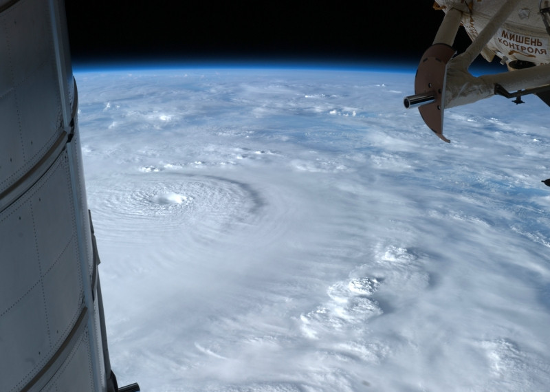 Hình ảnh chụp từ vệ tinh của siêu bão Bopha.