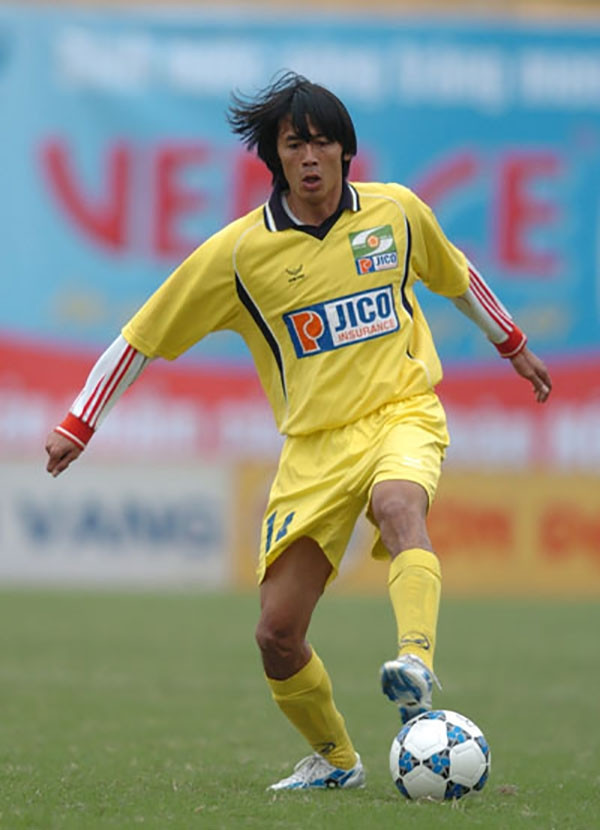 Cựu tuyển thủ Sông Lam Nghệ An Nguyễn Lâm Tấn.