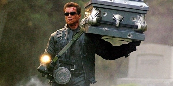 Arnold Schwarzenegger trong phim Kẻ hủy diệt
