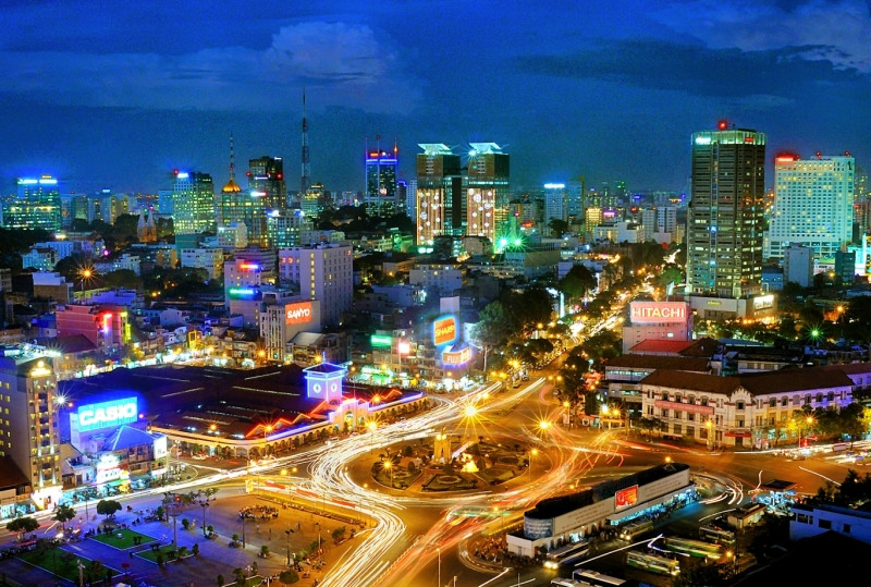 Thành phố Hồ Chí Minh là đầu tàu, mũi nhọn về kinh tế, trọng điểm về kinh tế, giáo dục của đất nước