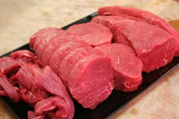 Thịt bò nguồn cung cấp chất sắt tự nhiên và an toàn nhất.