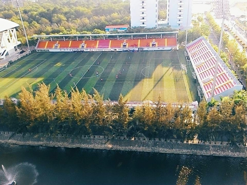Sân bóng Trường đại học Tôn Đức Thắng